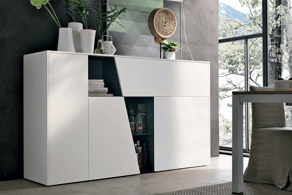 Diagonal cupboard by Tomasella