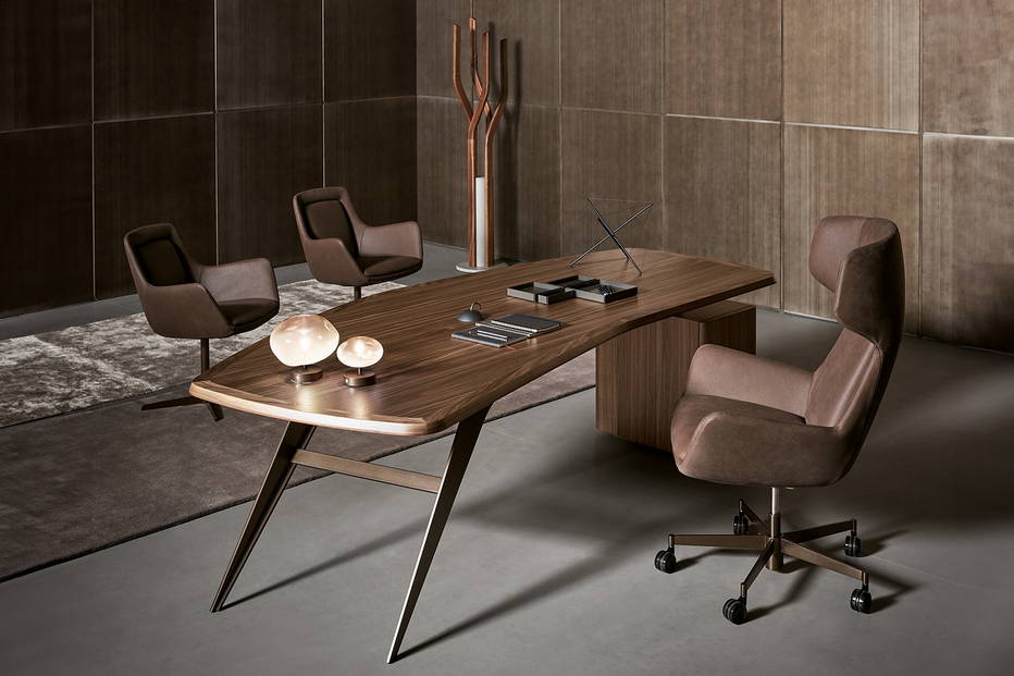 The Pepita table lamp by Bonalo.