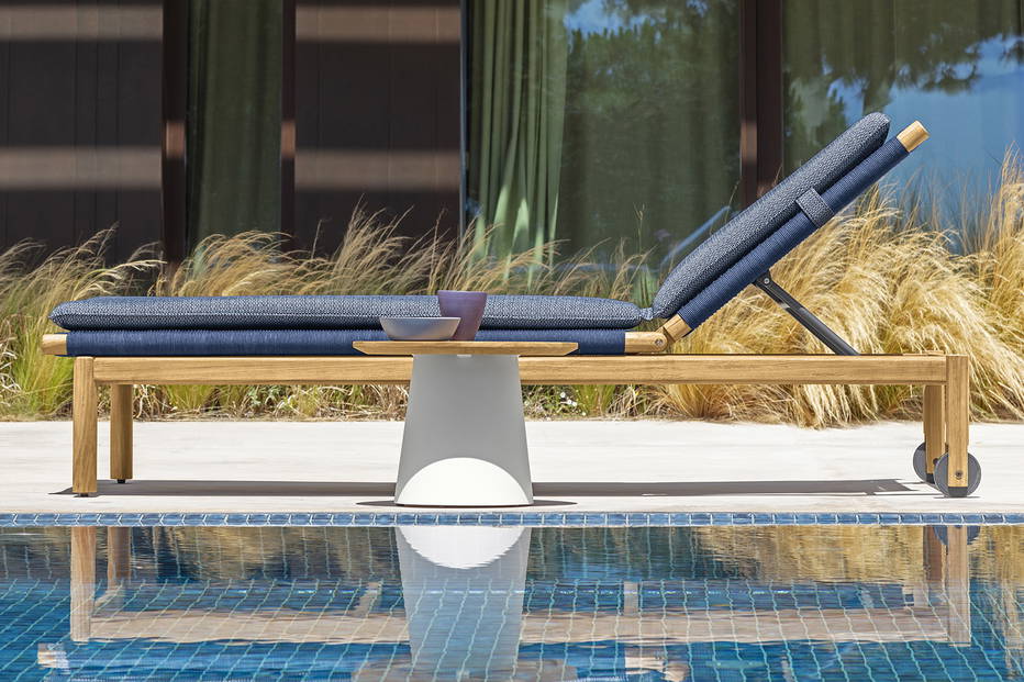 Dolcevita chaise lounge by Talenti