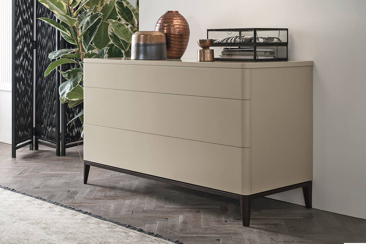 Dolcevita Dresser with Base by Tomasella Dolcevita Dresser with Base by Tomasella