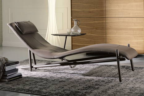 Donovan chaise lounge with Graphite frame