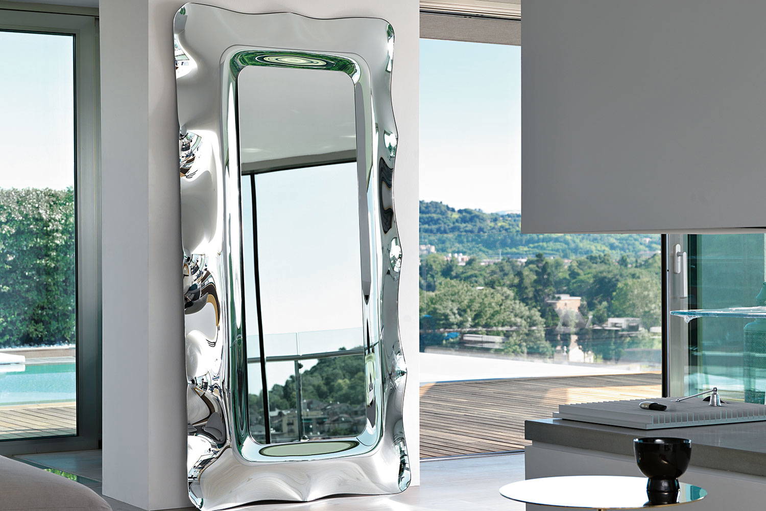 Dorian mirror by Fiam Italia
