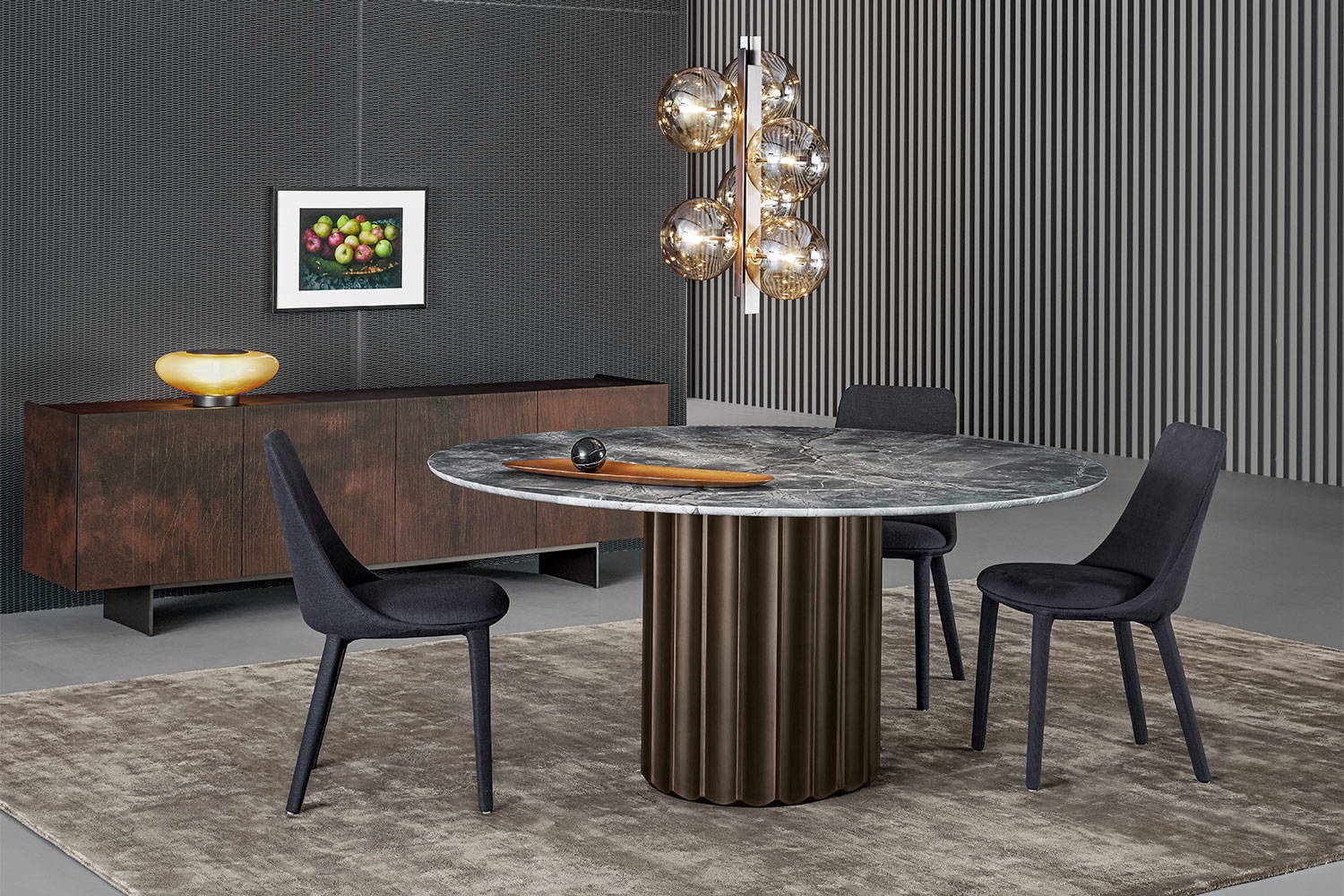 The Dorian round dining table by Spazioameno for Bonaldo.