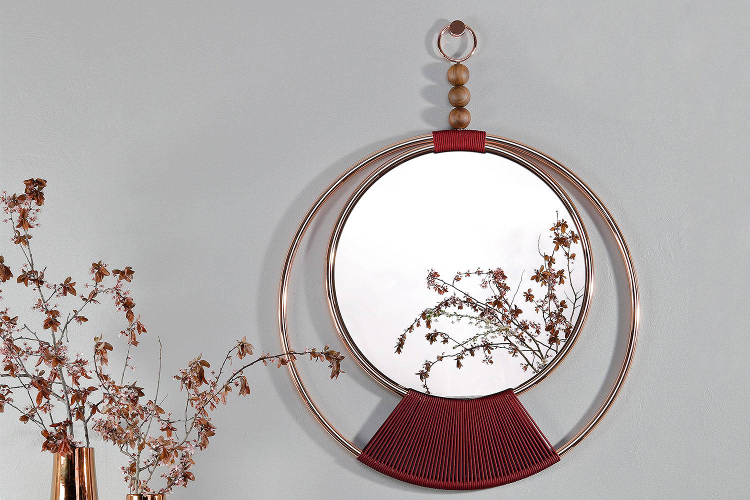 Dreamy mirror by Tonin Casa