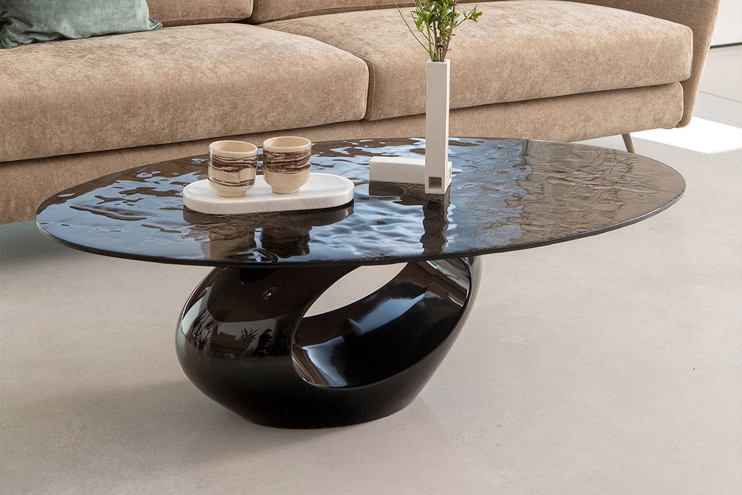 Dubai coffee table by Tonin Casa