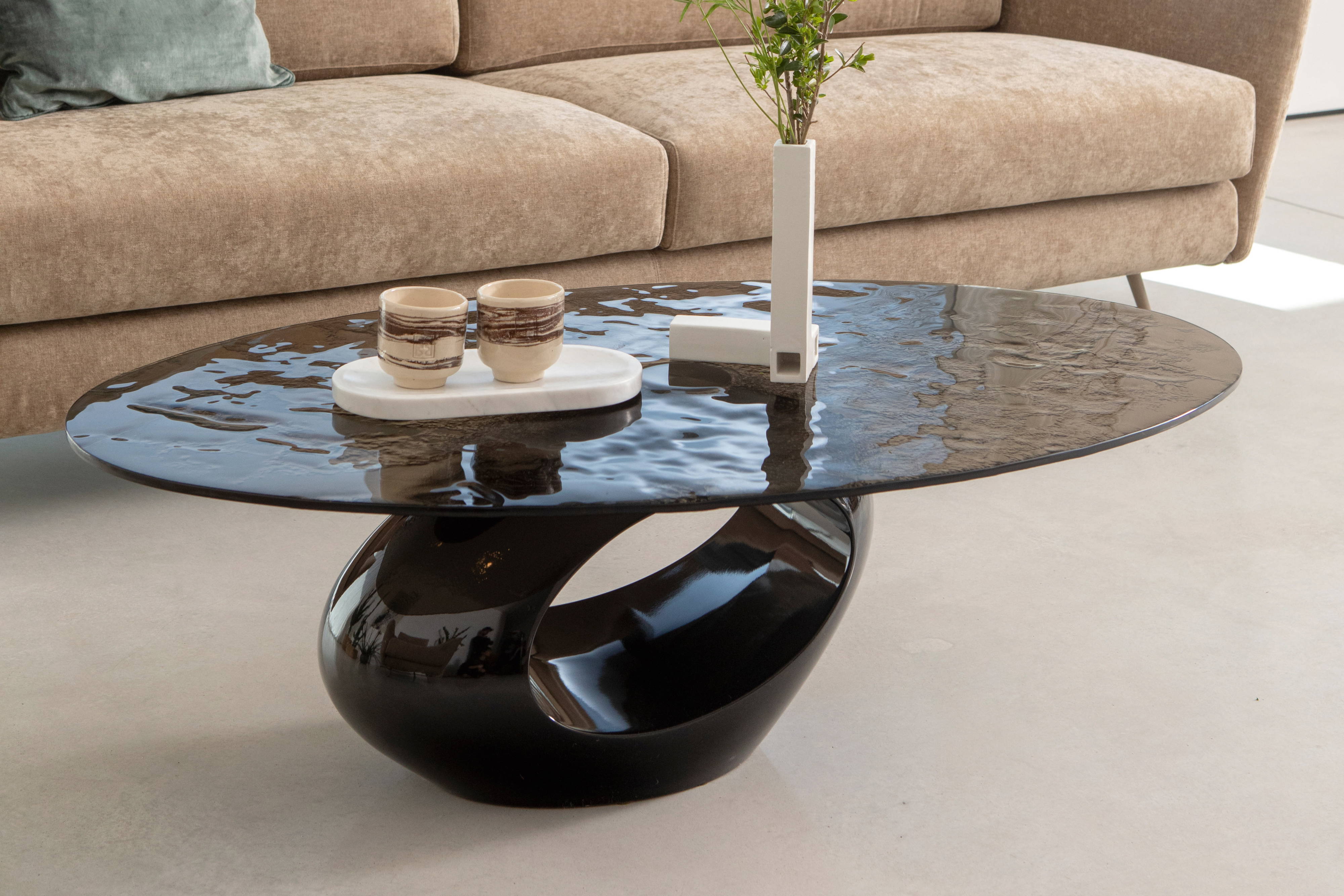 Dubai coffee table by Tonin Casa