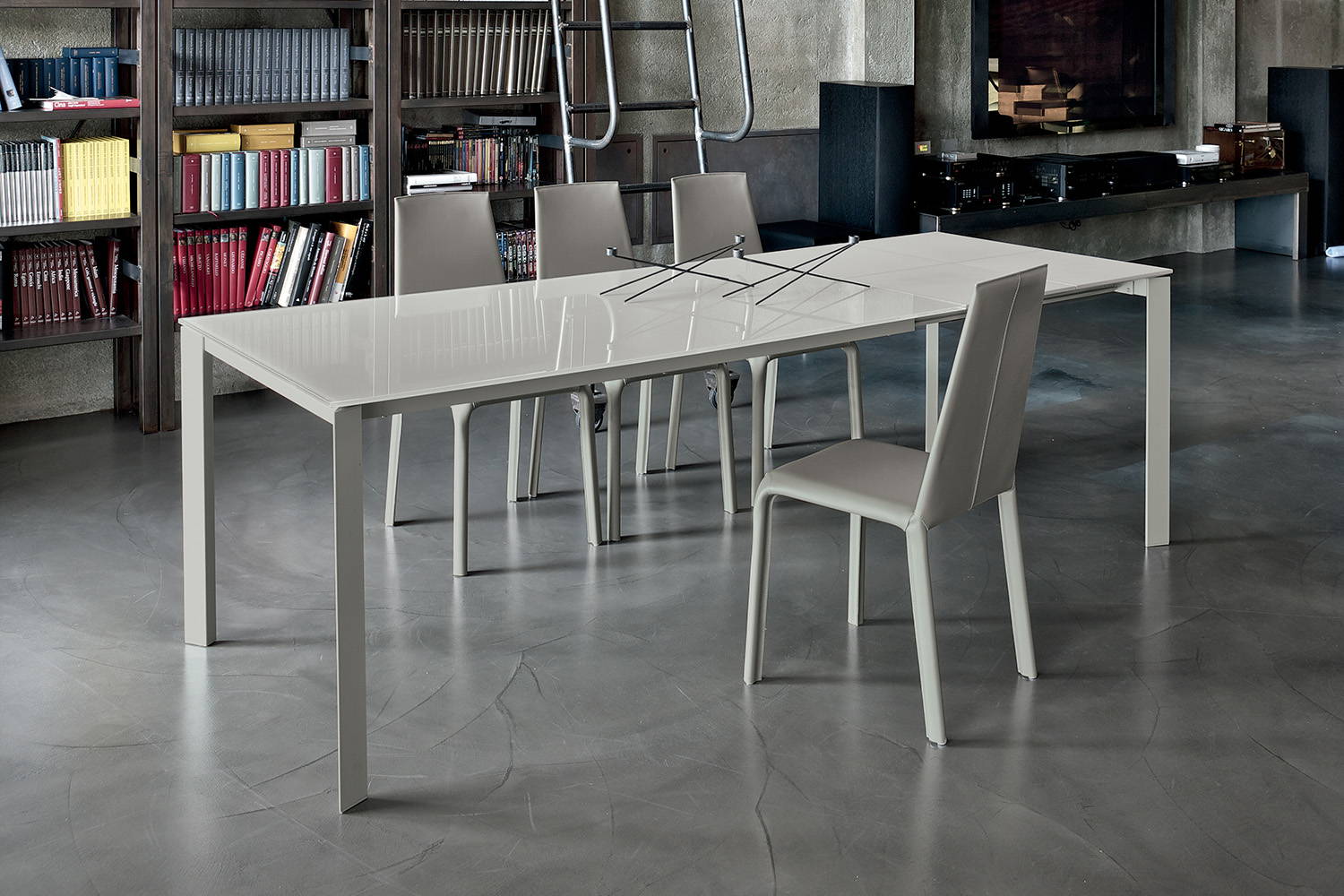 Dublino extension dining table by Bontempi Casa