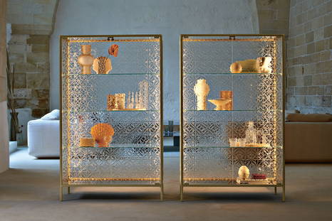 Echo display cabinets with champagne metal frame