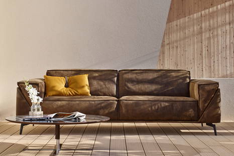 Edwin sofa by Gamma