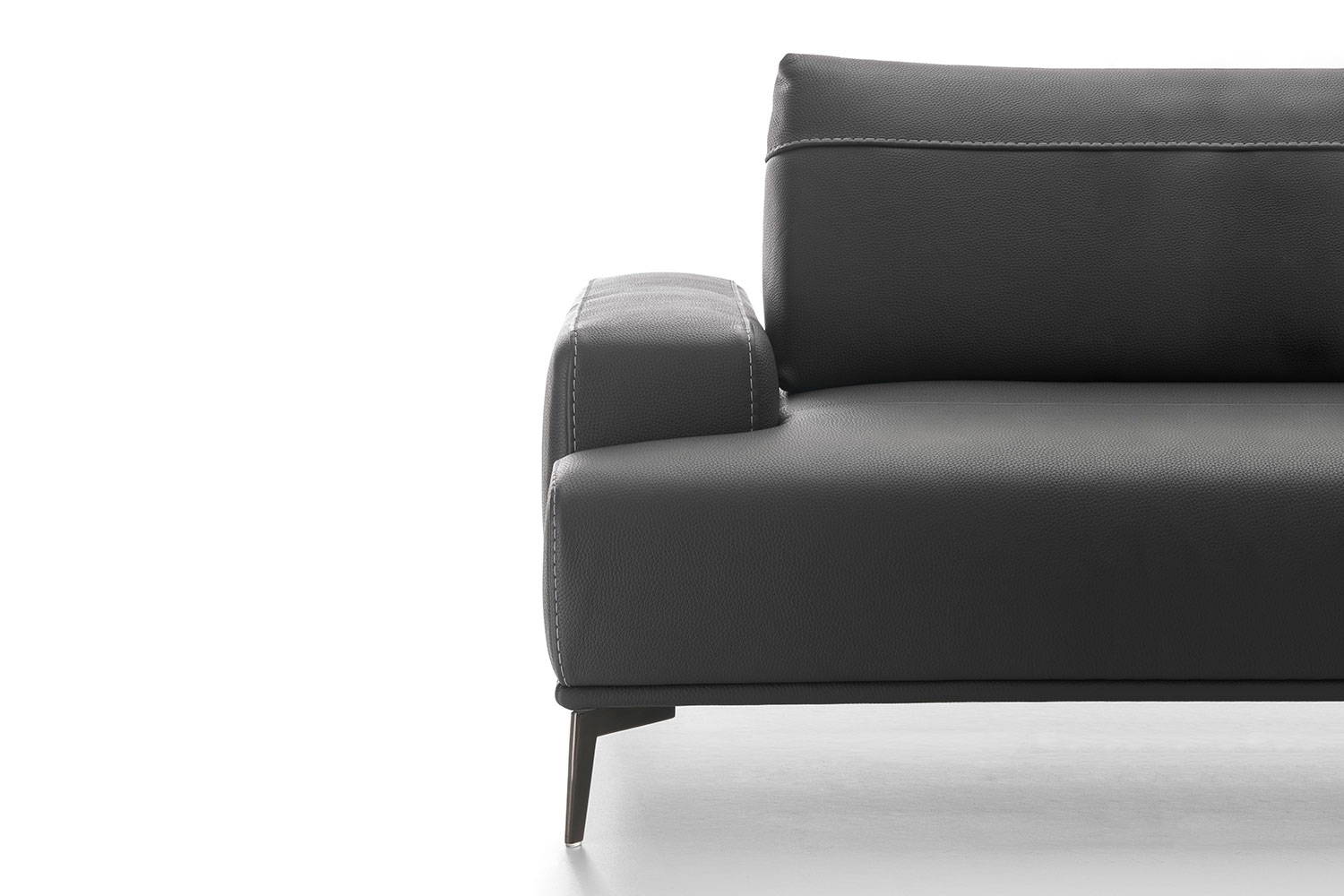 Egeo Corner Sectional Sofa by Nicoline Italia | room service 360°