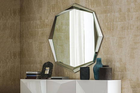 Emerald Octagonal mirror by Cattelan Italia hung over Kayak buffet