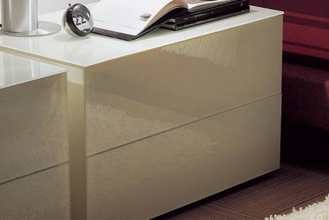 The Enea nightstand by Bontempi Casa detailed view