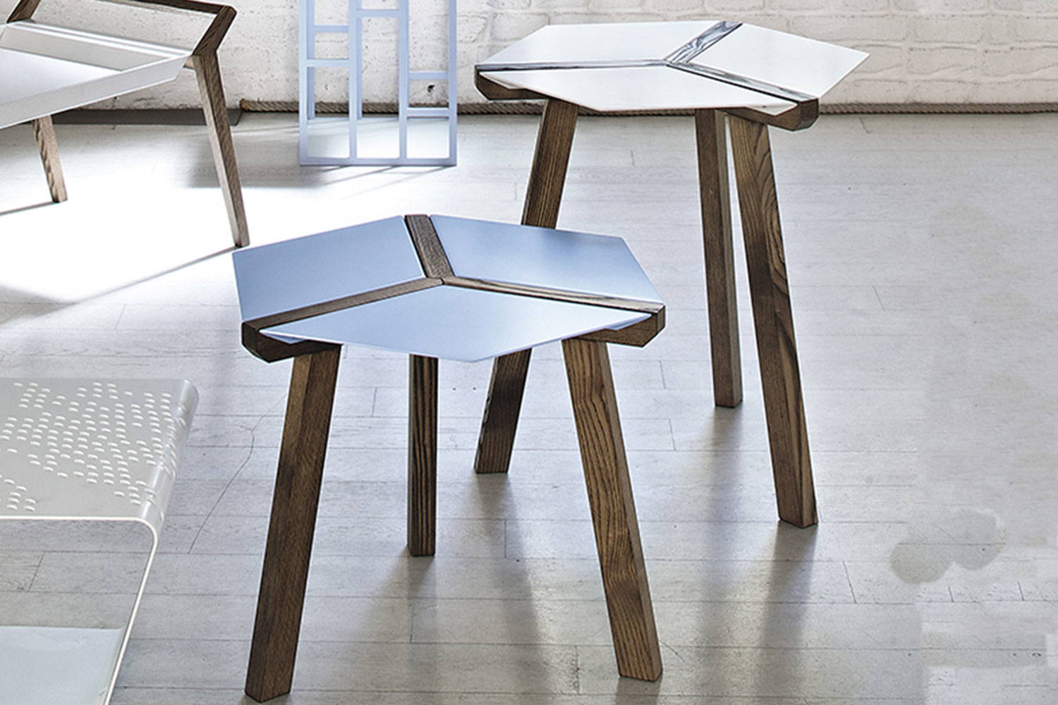 Esa End Table by Bontempi Casa | room service 360°