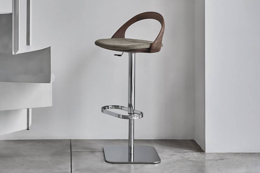 Ester Adjustable Stool