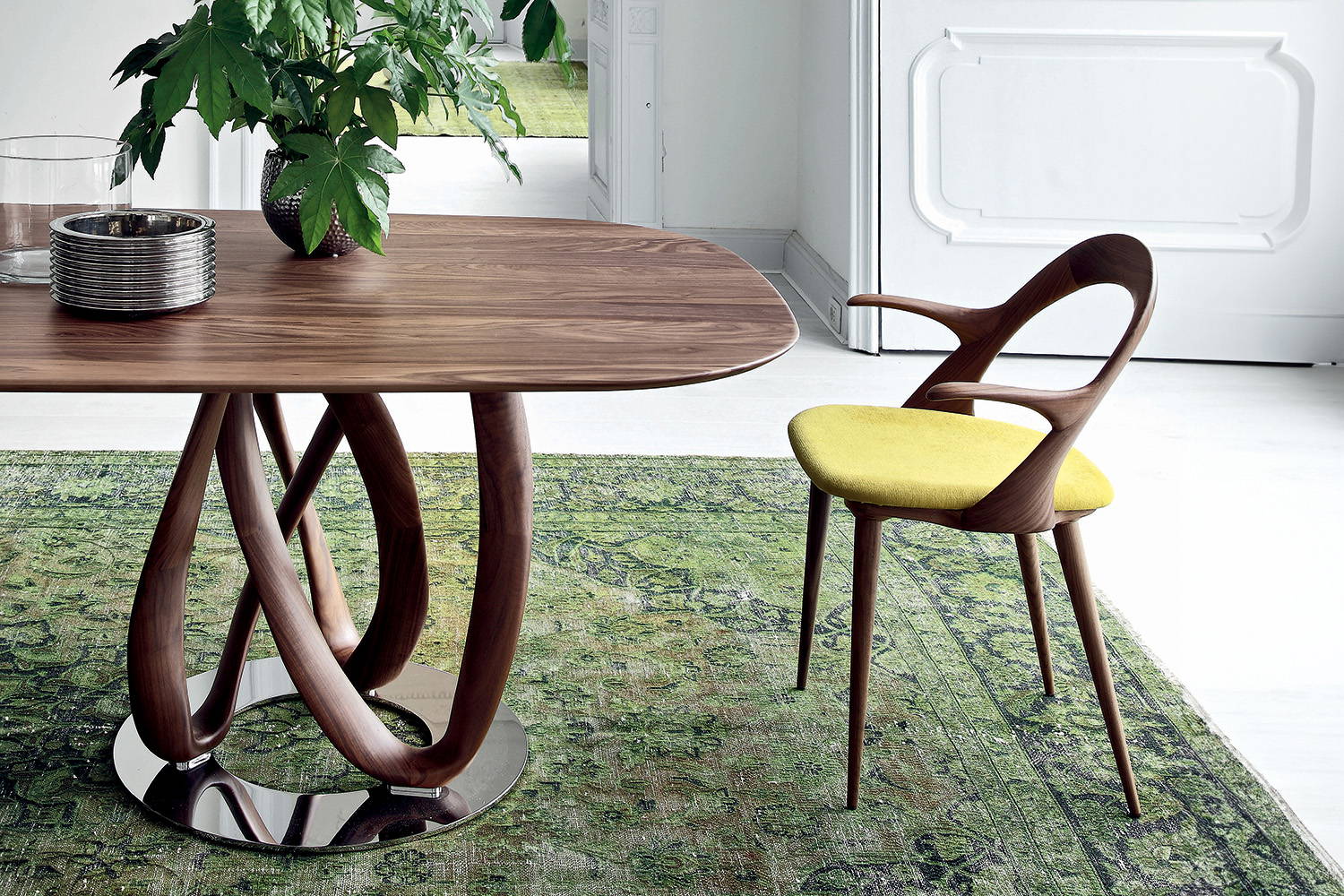 Ester Dining Chair by Porada | room service 360°