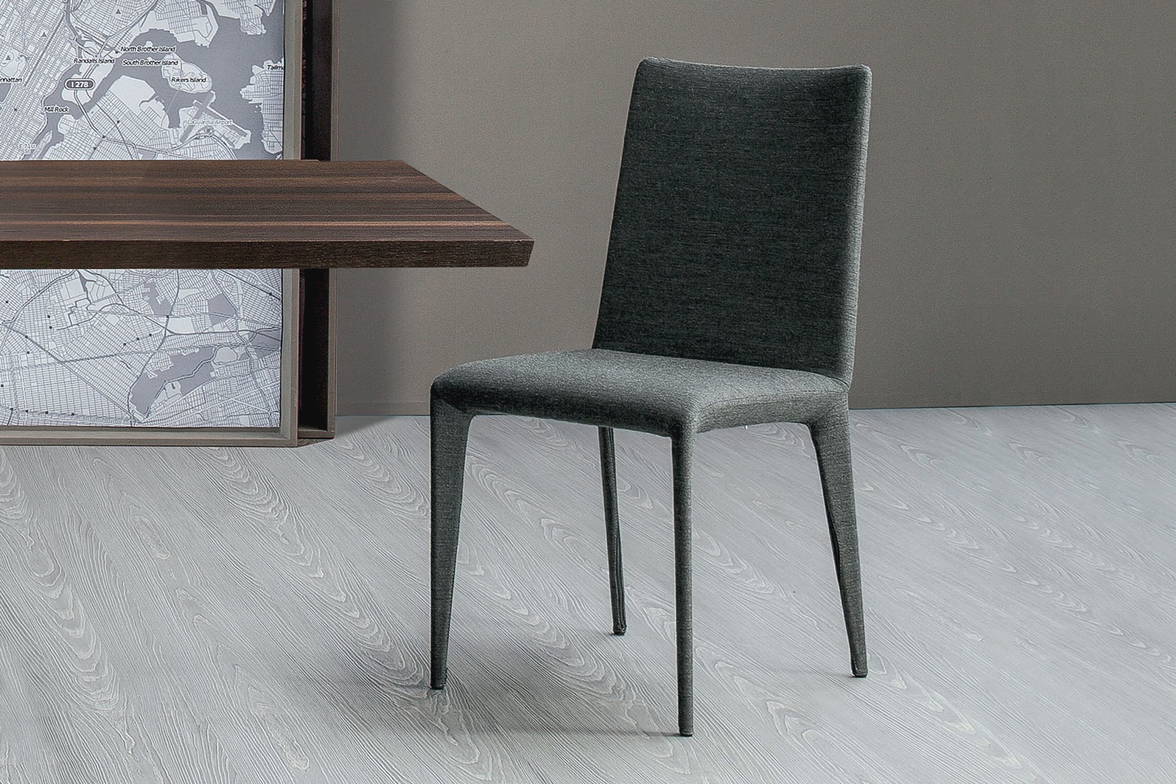 Filly dining chair by Bonaldo Filly dining chair by Bonaldo