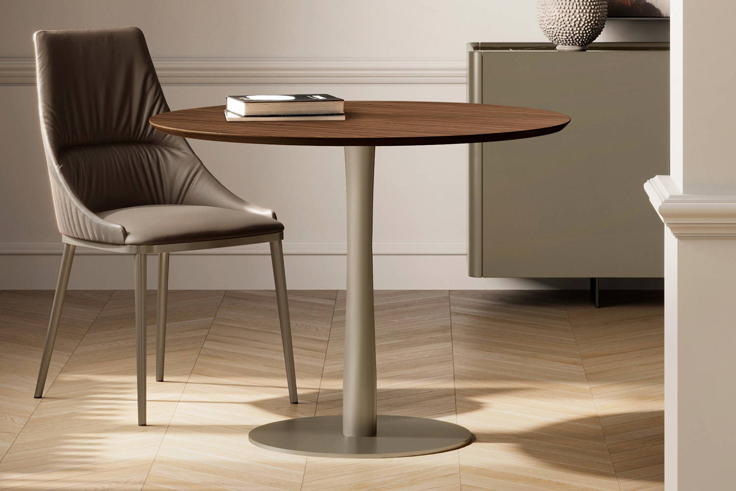 Filu bistro table with wood top and titanium color base