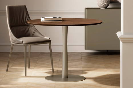 Filu bistro table with wood top and titanium color base