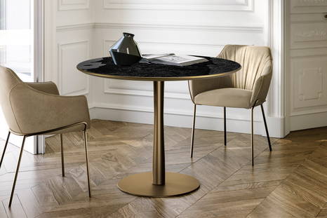 Filu plus bistro table designed by Ollen Pal for eforma