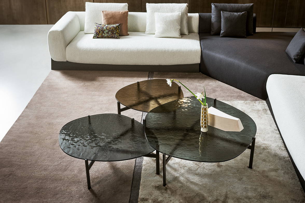 The Flac coffee tables by Fabrice Berrux for Bonaldo. The Flac coffee tables by Fabrice Berrux for Bonaldo.
