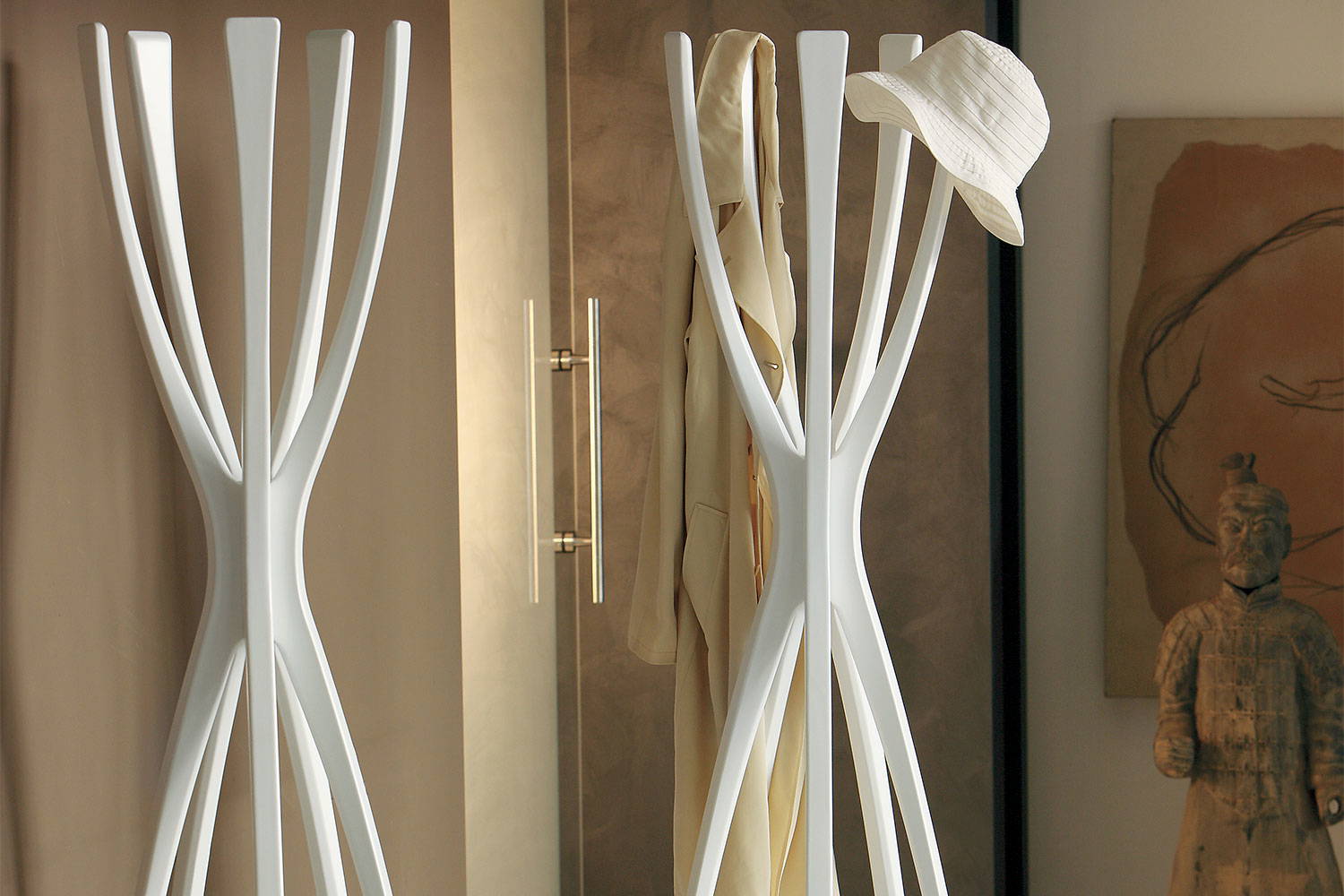 最終価格 コートハンガー　porada flamingo ash／アクタス Flamingo Coat Rack by Porada | room service 360°