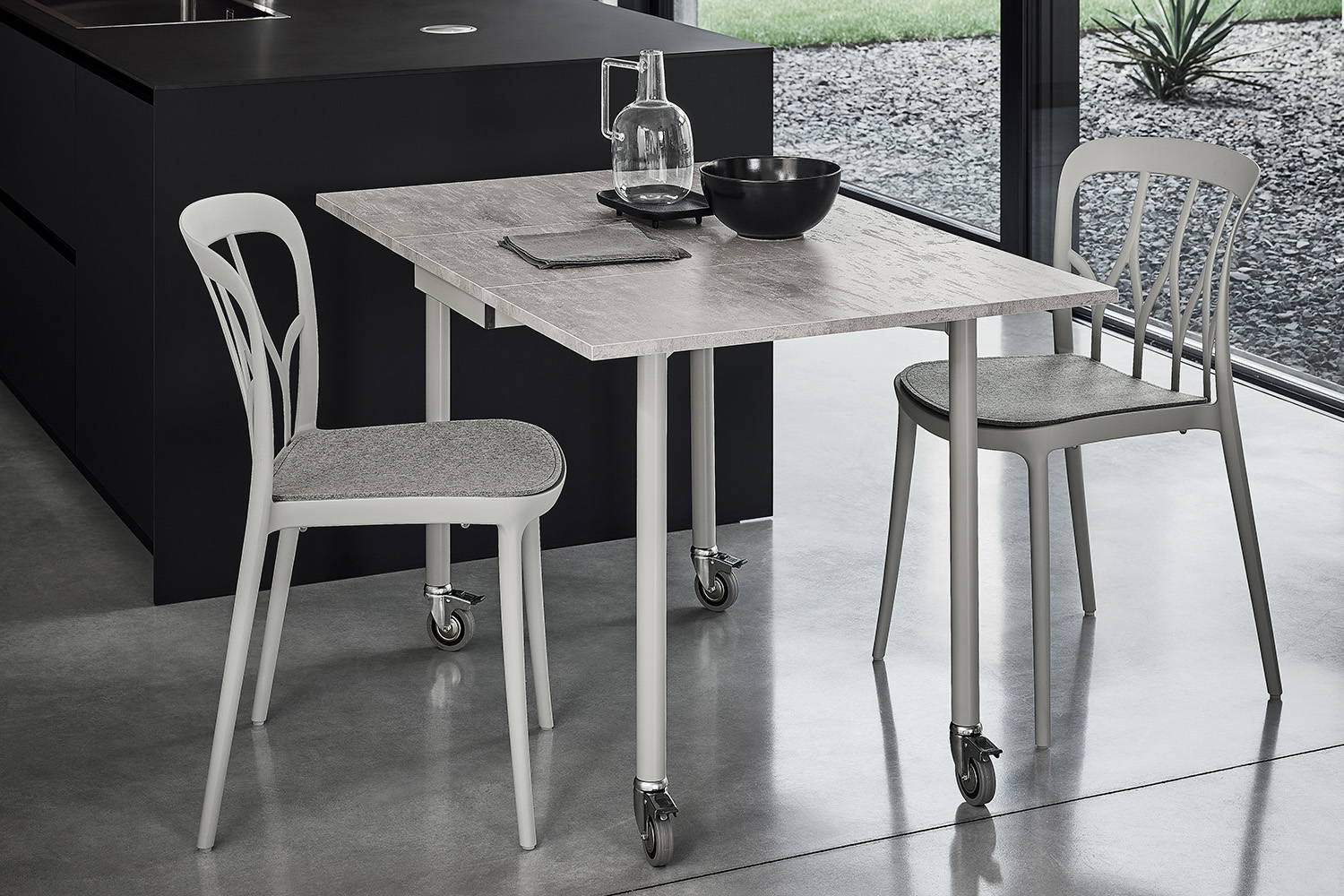 Flash kitchen table designed by Bontempi Casa