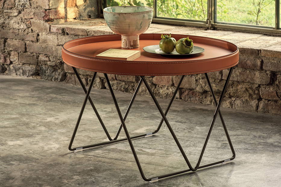 Flexus leather end table designed by Contromano Studio for Bontempi Casa
