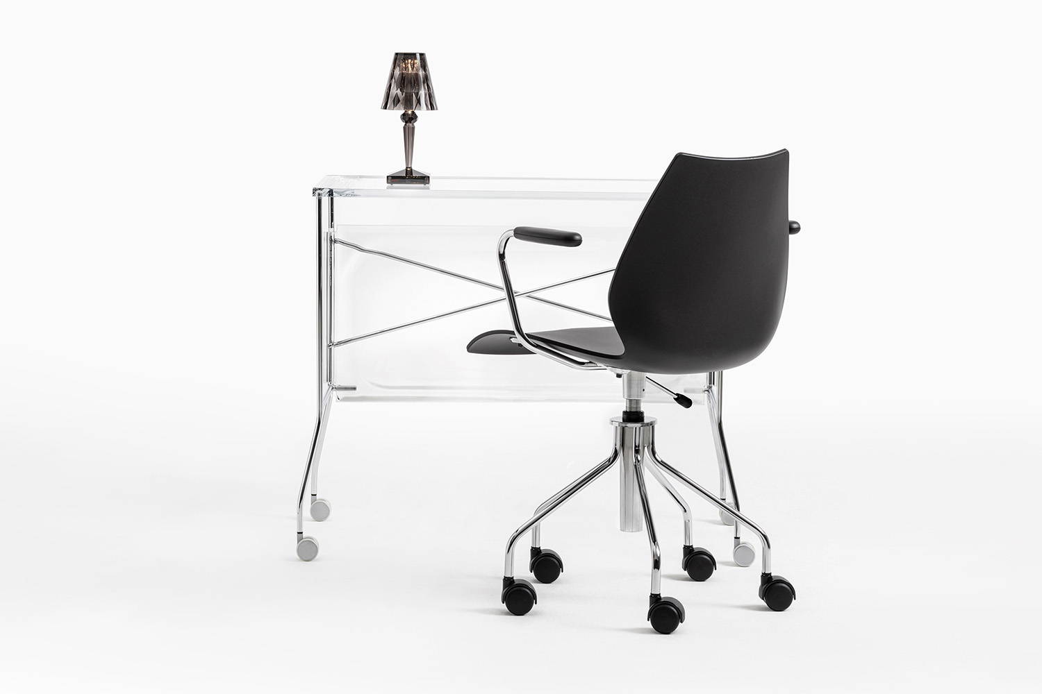 Flip Trolley by Kartell | room service 360°