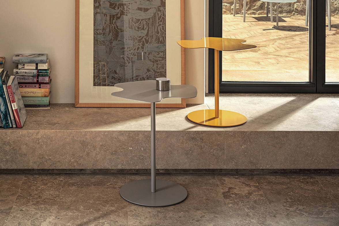 Flower end tables by Studio 28 for Bontempi Casa Flower end tables by Studio 28 for Bontempi Casa