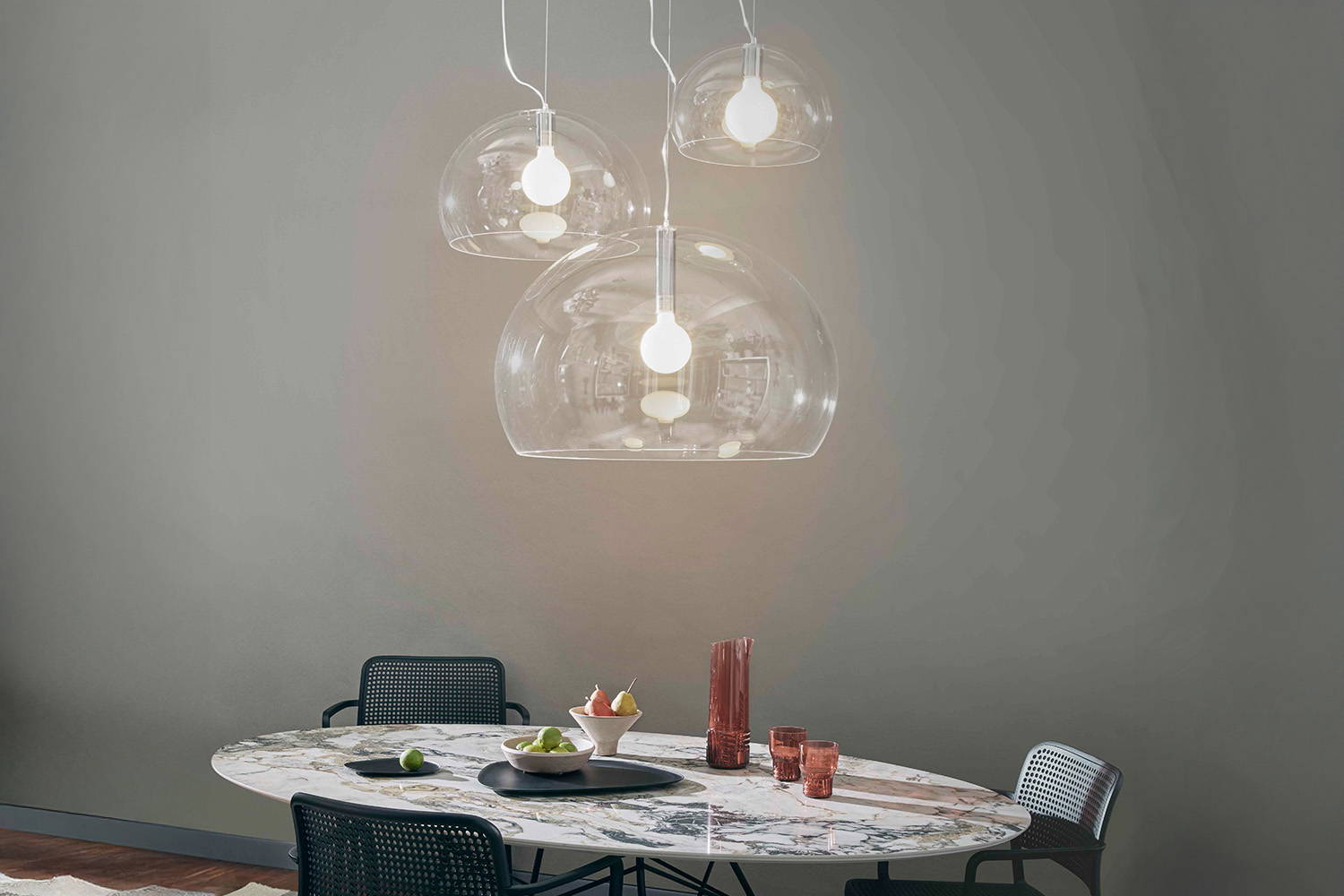 Small Fl/y Pendant Light with Fl/y and Big Fl/y suspension lighting