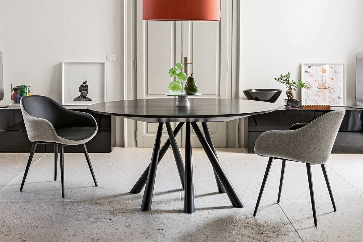Forest dining table with Sonny PB armchairs by Midj Forest dining table with Sonny PB armchairs by Midj