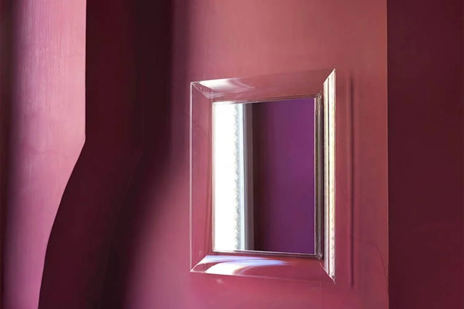 Francois Ghost Mirror fits well with various decor settings 