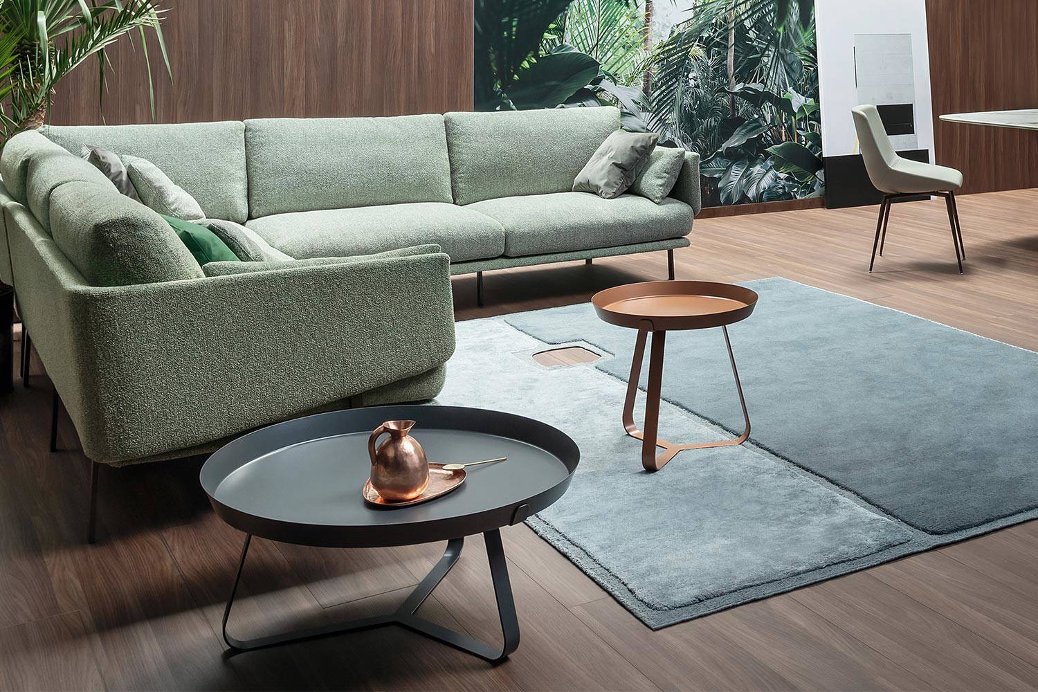 Frinfri End Table