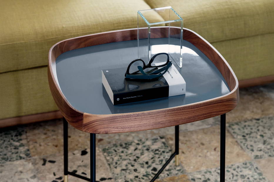 Fritz end table with iron lacquered top