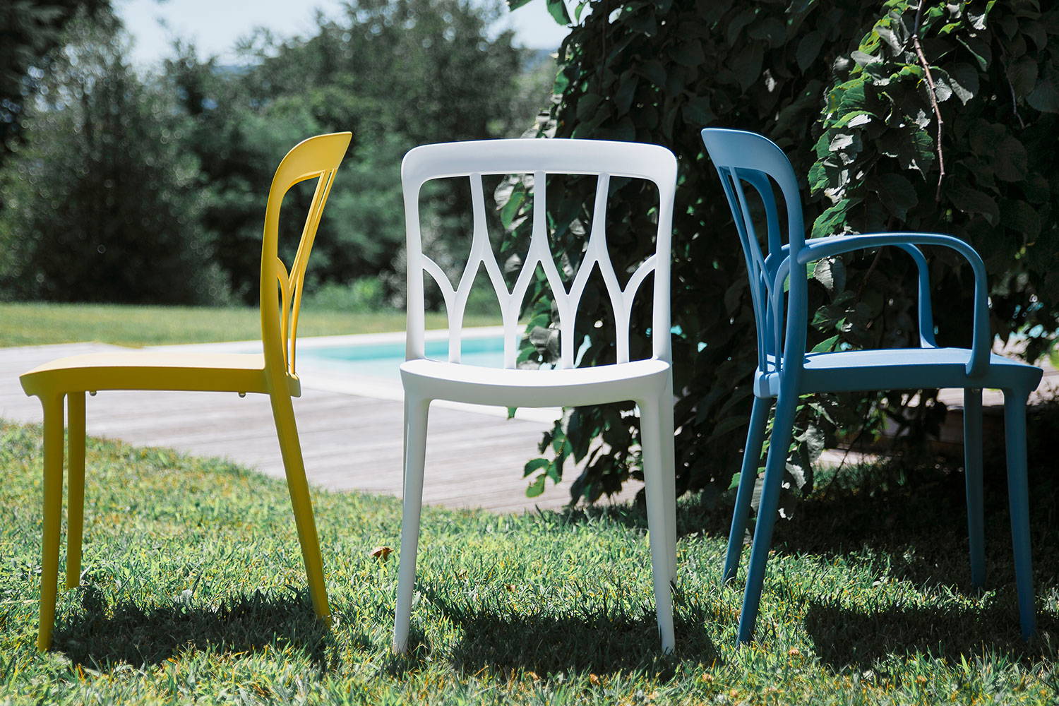 Galaxy dining chairs by Bontempi Casa are suitable for outdoor use