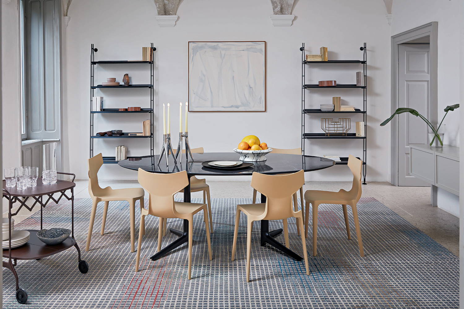 Gastone trolley with the Multiplo XL Dining Table
