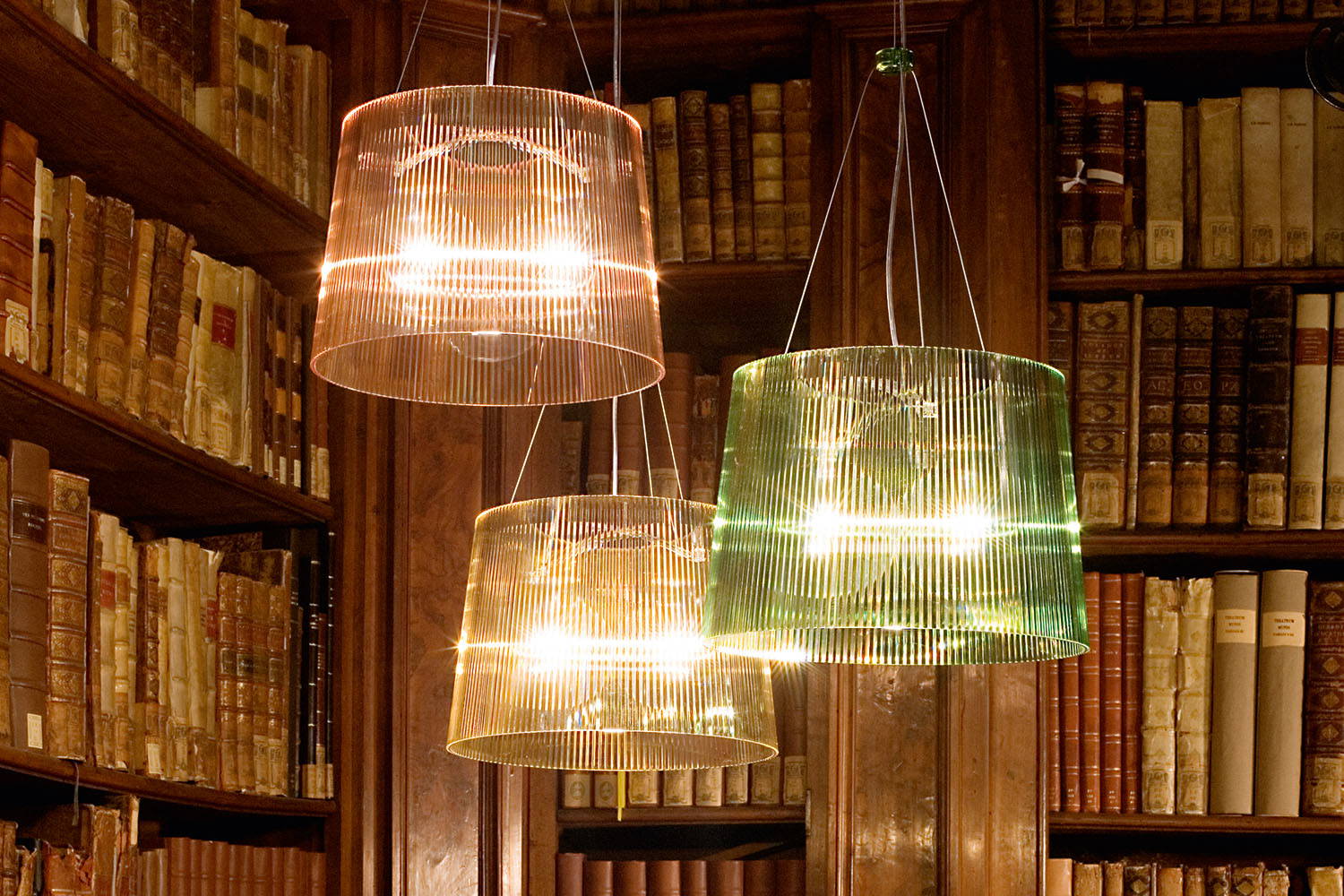 GÈ Suspension Light by Kartell | room service 360°