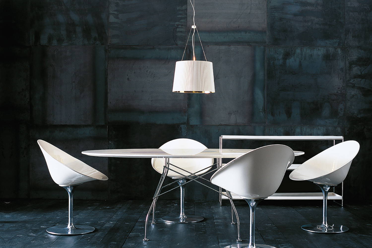 GÈ Suspension Light by Kartell | room service 360°