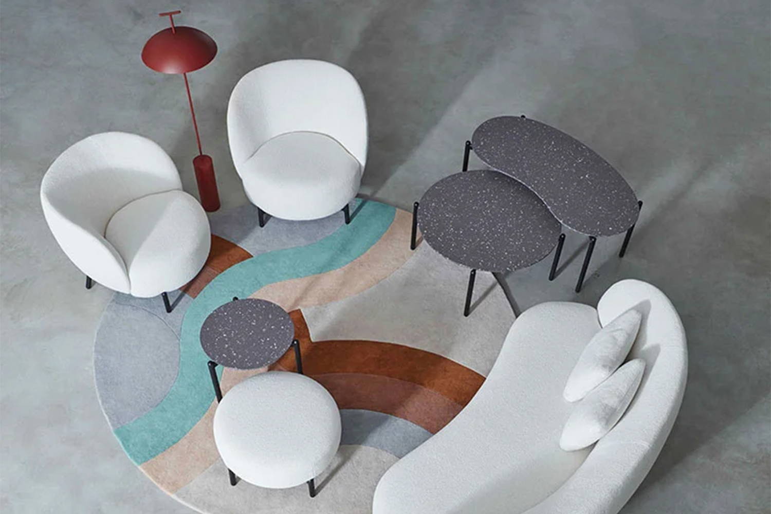 Geen-A Floor Lamp by Kartell | room service 360°