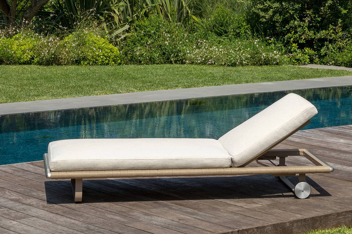 George chaise lounge by Talenti George chaise lounge by Talenti