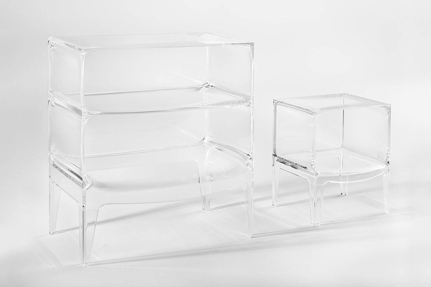 Ghost Buster Side Table by Kartell | room service 360°