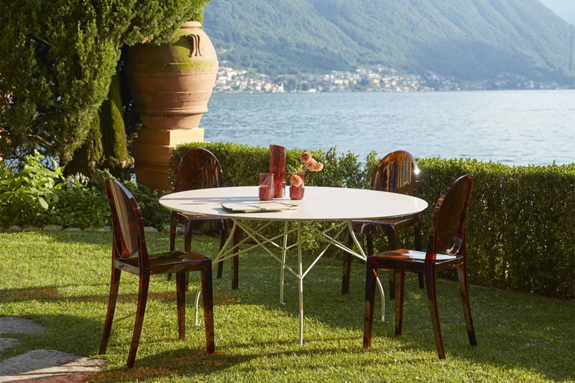 Glossy Outdoor Dining Table