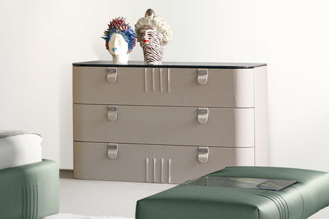 GMM Philly Dresser