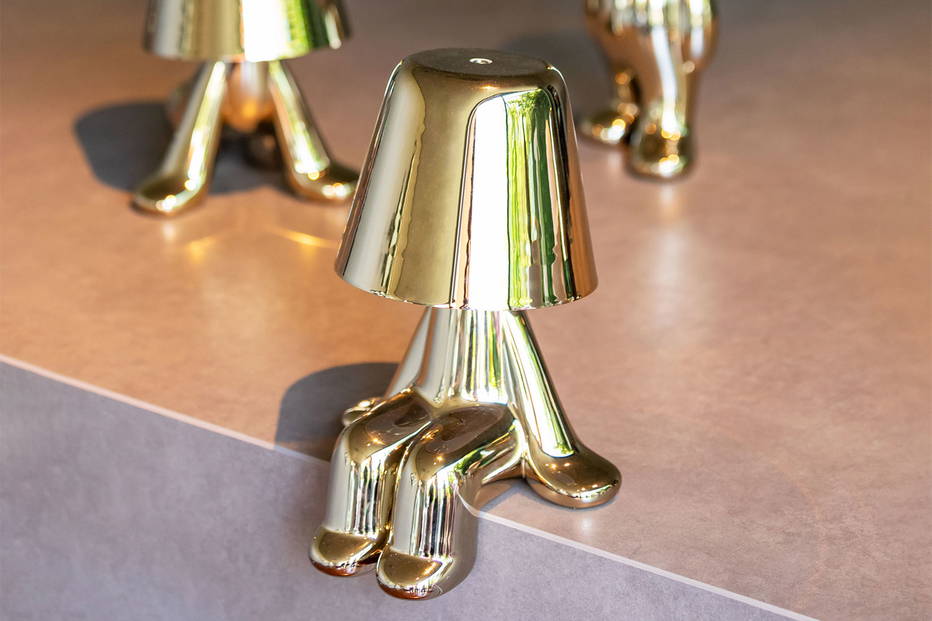 Golden Brothers Sam Table Lamp