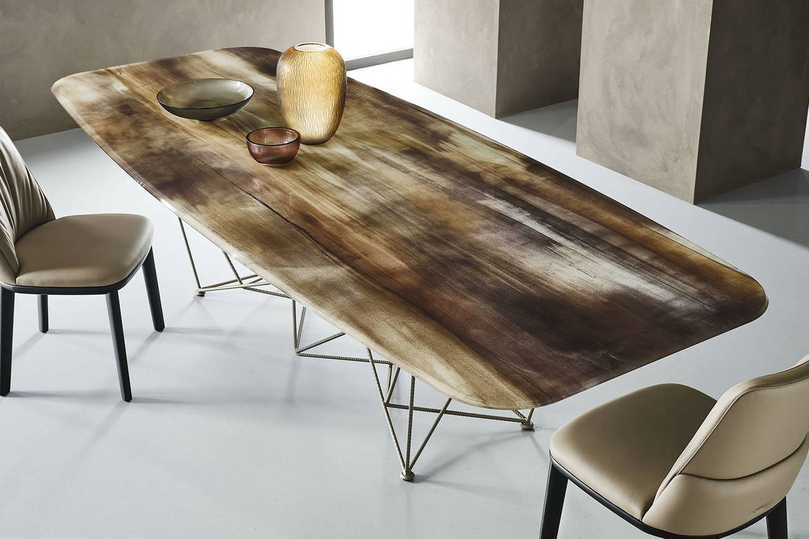 Gordon CY02 CrystalArt dining table with Belinda dining chairs by Cattelan Italia Gordon CY02 CrystalArt dining table with Belinda dining chairs by Cattelan Italia