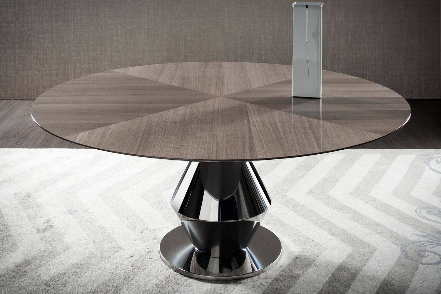 Grand Palais Metal Base Round Dining Table