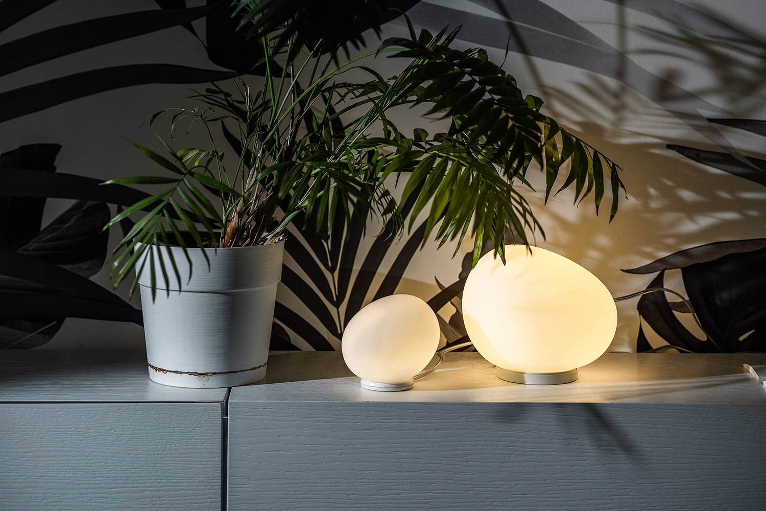 Gregg Table Lamp by Foscarini | room service 360°