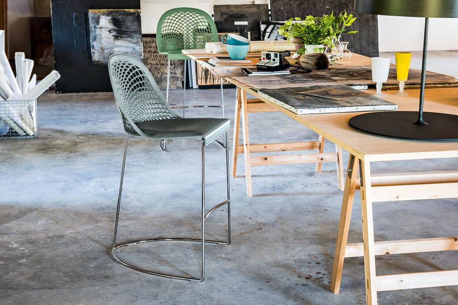 Guapa Bar Stool