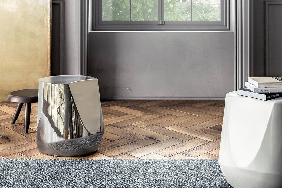 Haik end table by Pianca
