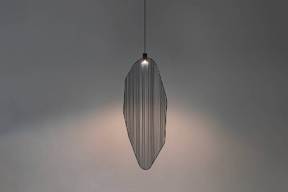 Harpe Pendant Light